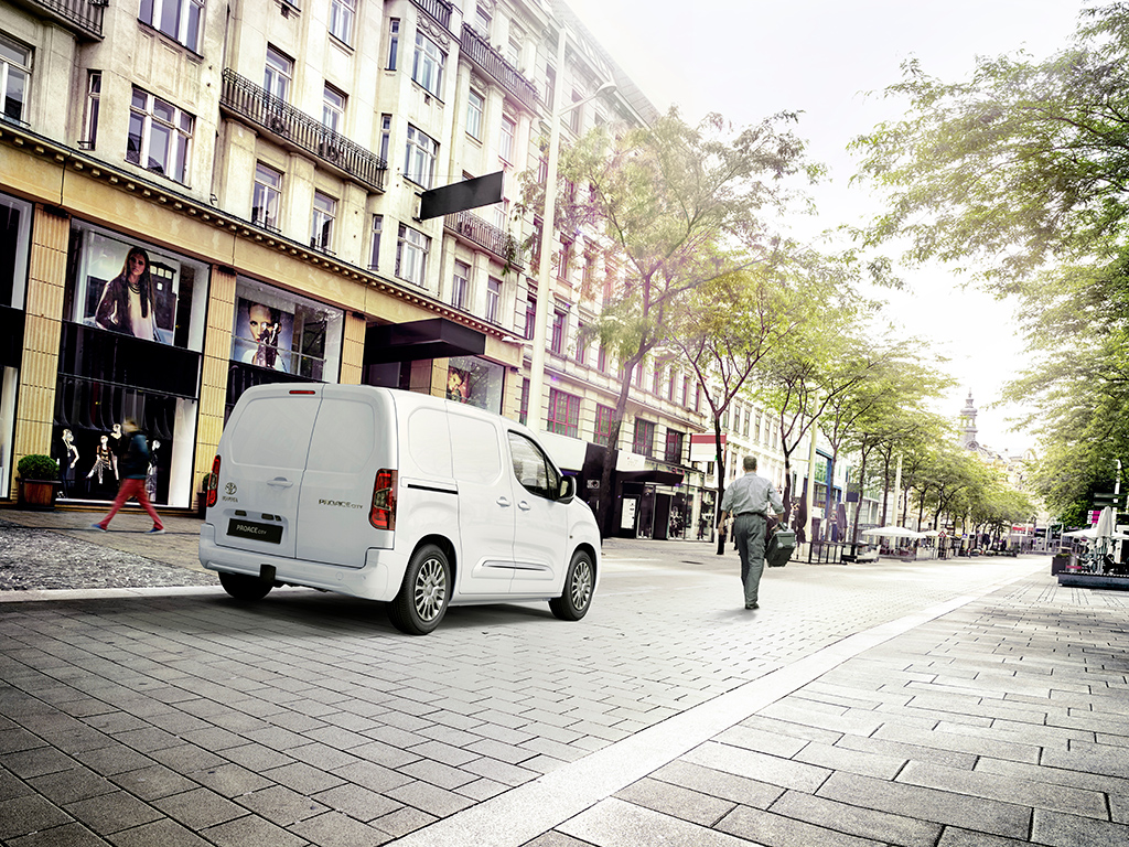 Toyota España inicia la preventa del Toyota PROACE CITY