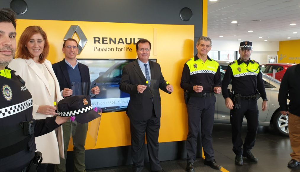 Renault al rescate equipa a la policía de una veintena de localidades