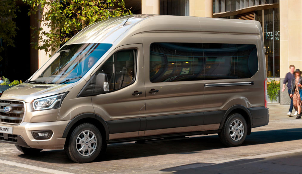 Ford Transit con caja automática de 10 velocidades