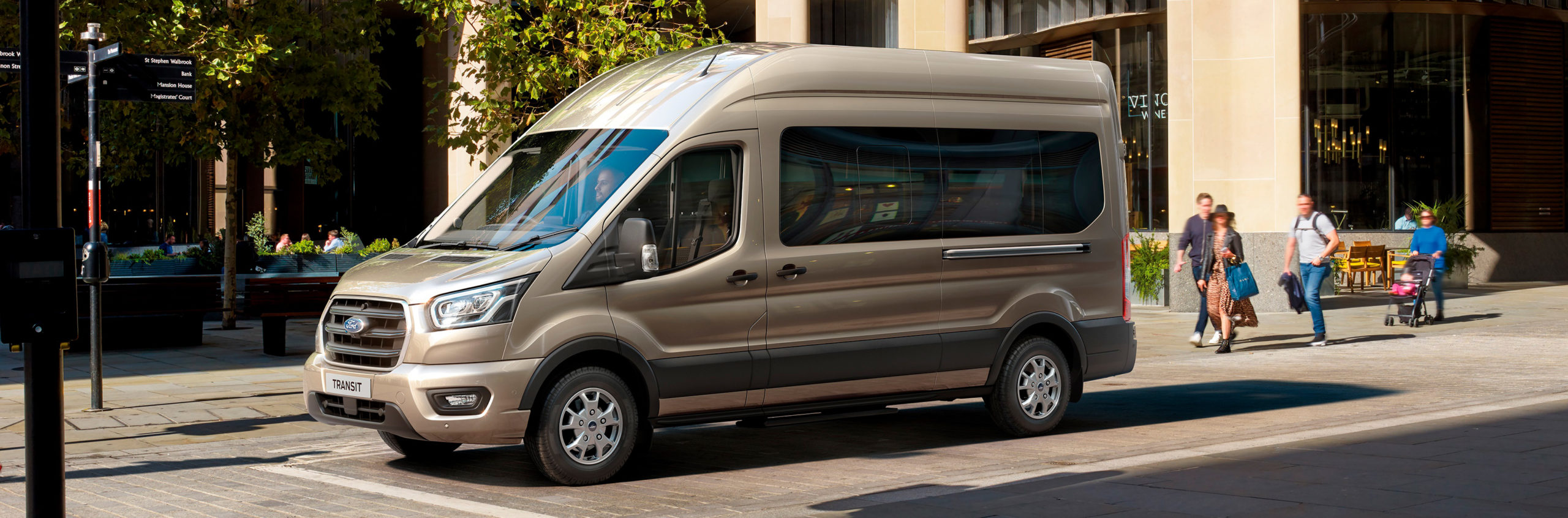 Ford Transit con caja automática de 10 velocidades