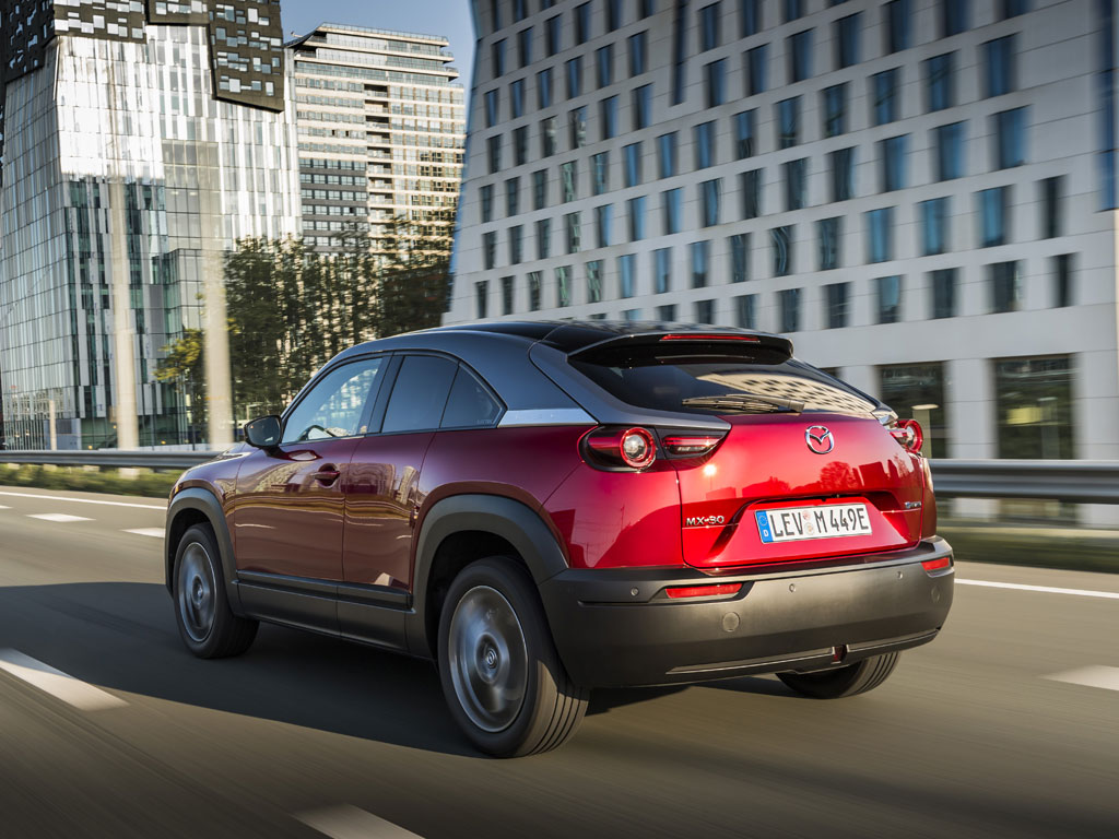 Mazda MX-30, eléctrico con sentido común, urbano y de calidad