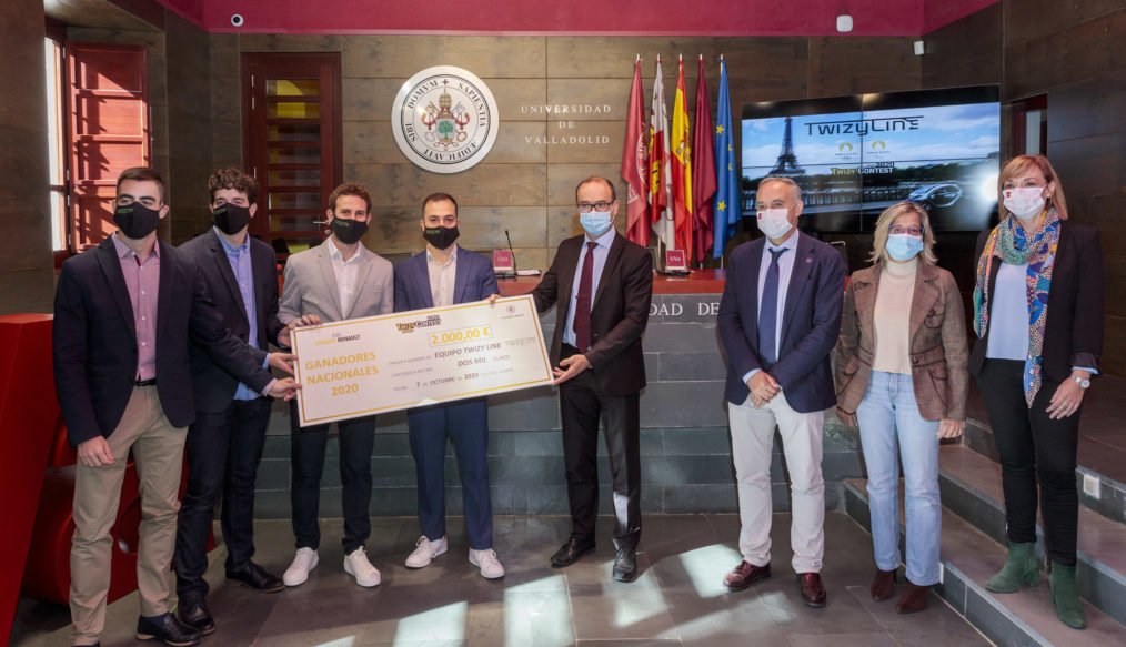 Twizy Line: Renault España entraga un Twizy a 4 alumnos de la Univ. de Valladolid