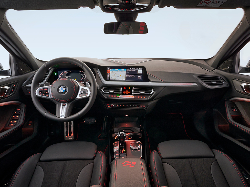 Nuevo BMW 128ti, exclusivo compacto deportivo de tracción delantera