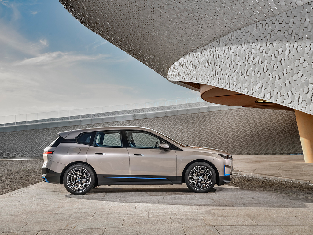 Nuevo BMW iX, el futuro ya está aquí