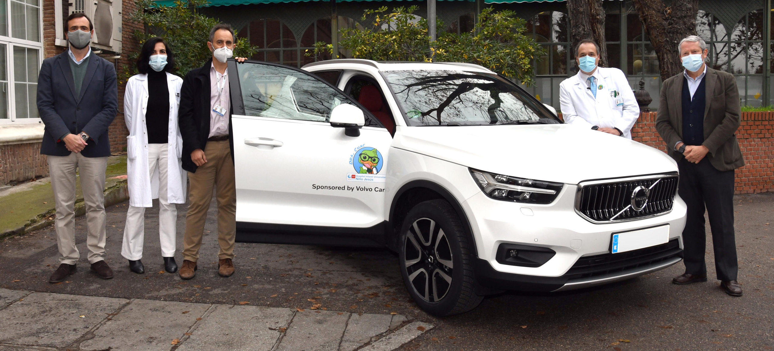 Volvo cede al Hospital Niño Jesús un Volvo XC40, para que los sanitarios realicen desplazamientos domiciliarios