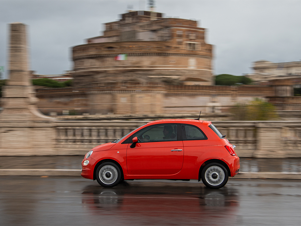 La Familia Fiat 500 se actualiza y crece