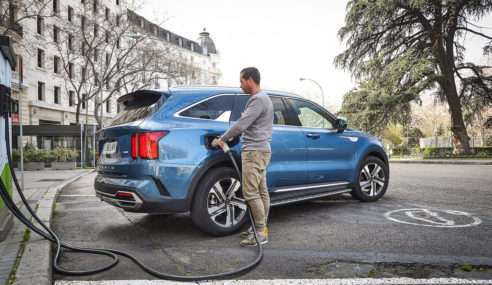 Las ventas de vehículos electrificados crece