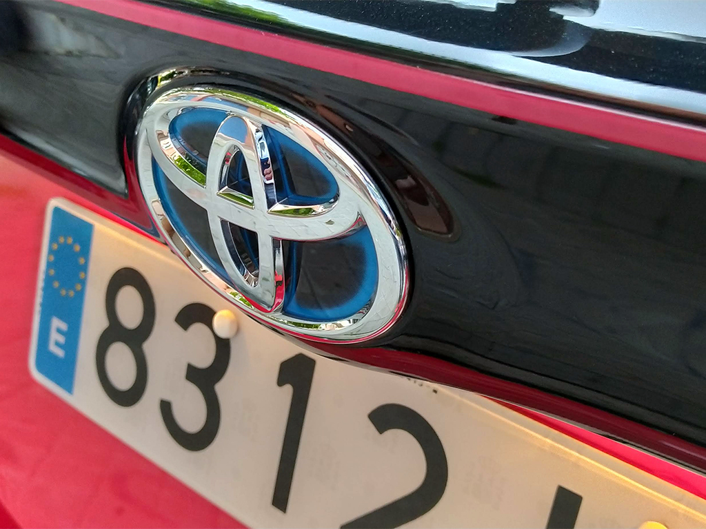 TestDrive - Toyota Yaris Electric Hybrid, Coche del año en Europa, razones le sobran