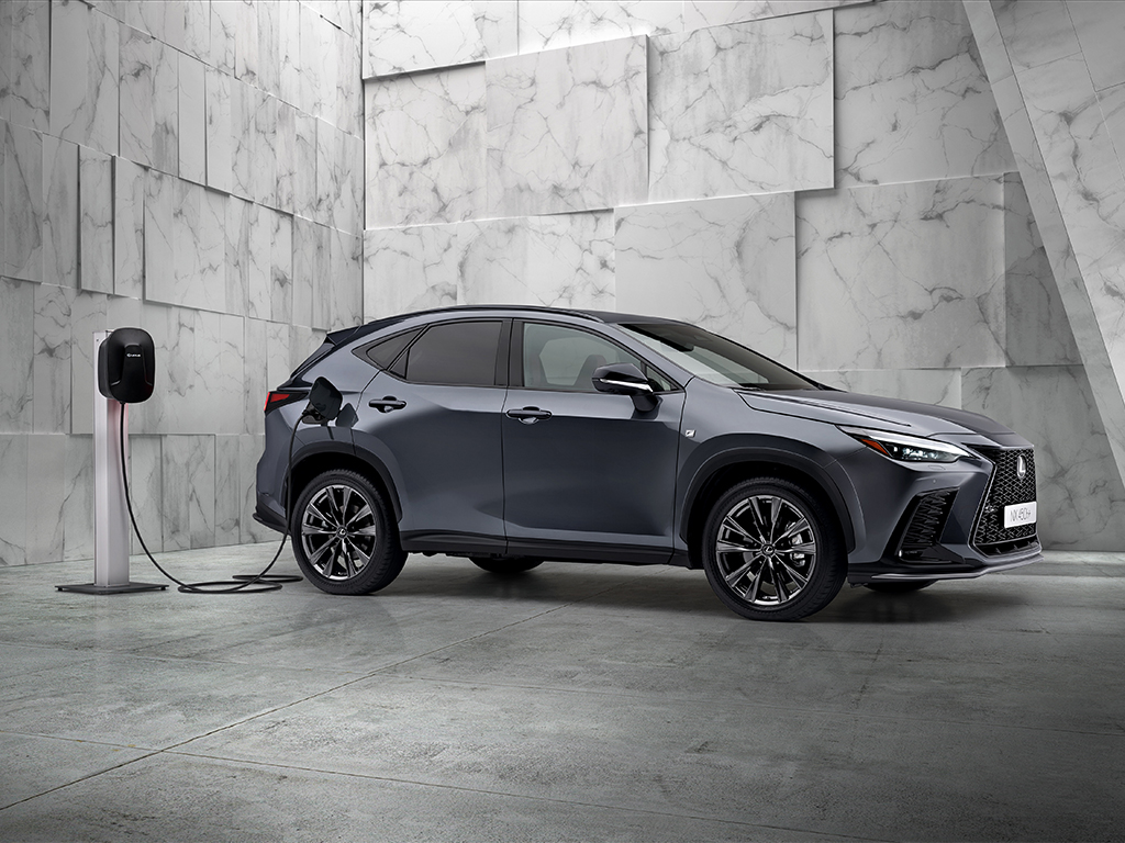 Lexus NX "Sentir más en cada momento"