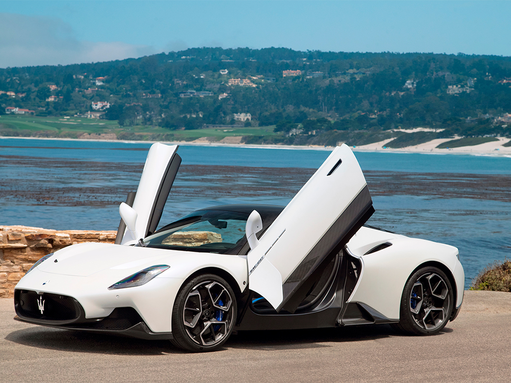 Maserati deslumbra con el MC20 en Peeble Beach