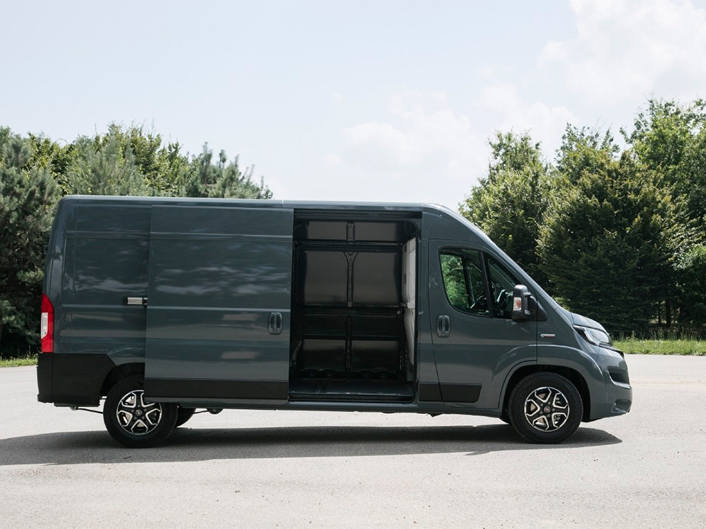 Fiat Ducato y E-Ducato 8, Sin malos humos y hasta 370 kilómetros de autonomía con electricidad