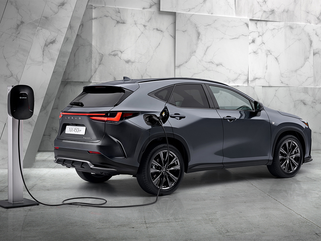 Lexus NX 450h+