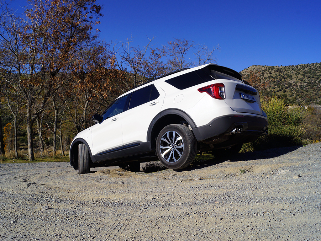 TestDrive - Ford Explorer PHEV, un SUV de otra dimensión