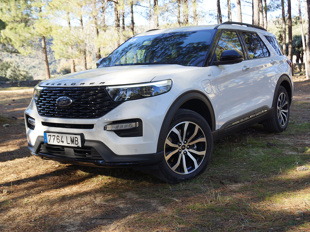 TestDrive - Ford Explorer PHEV, un SUV de otra dimensión