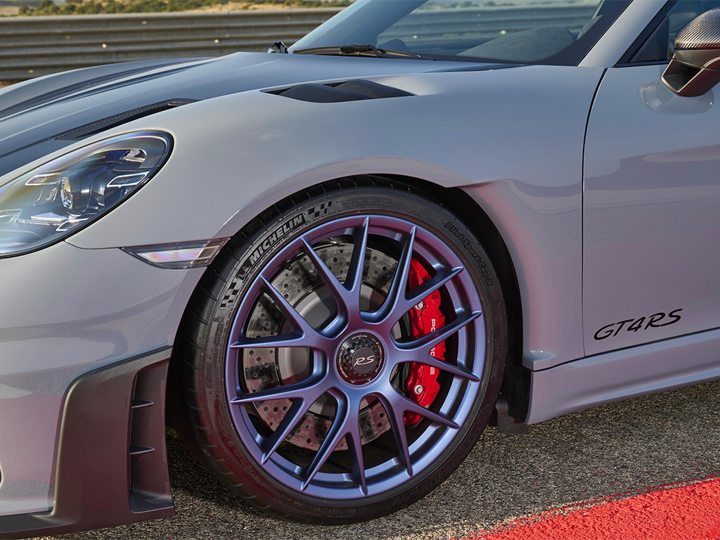 Porsche 718 Cayman GT4 RS