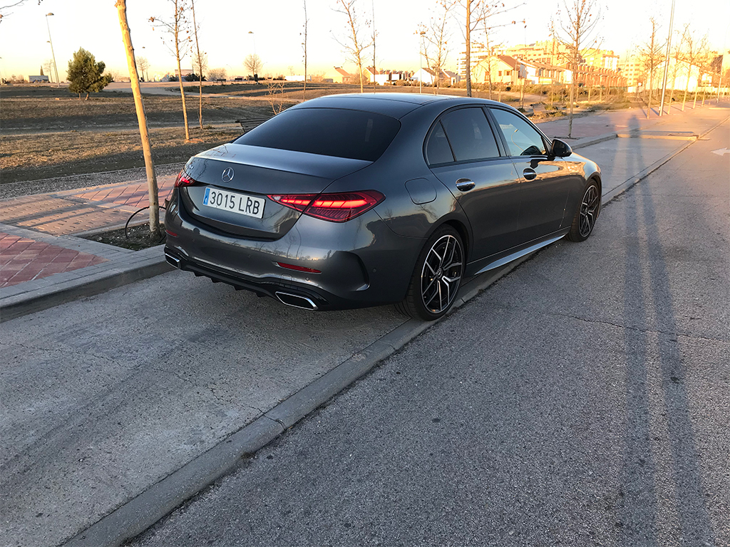 TestDrive - Mercedes Benz Clase C, el primero de su clase