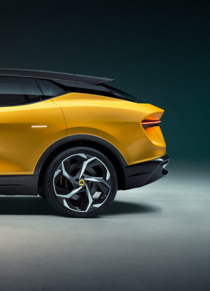 Lotus Eletre es el primer Hyper-SUV eléctrico del mundo