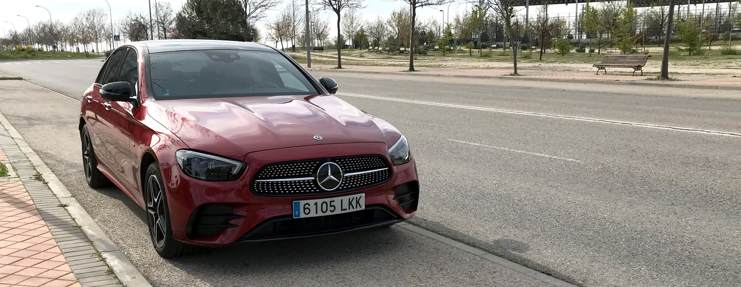 Prueba del Mercedes Benz Clase E 300 e, berlina premium híbrida enchufable