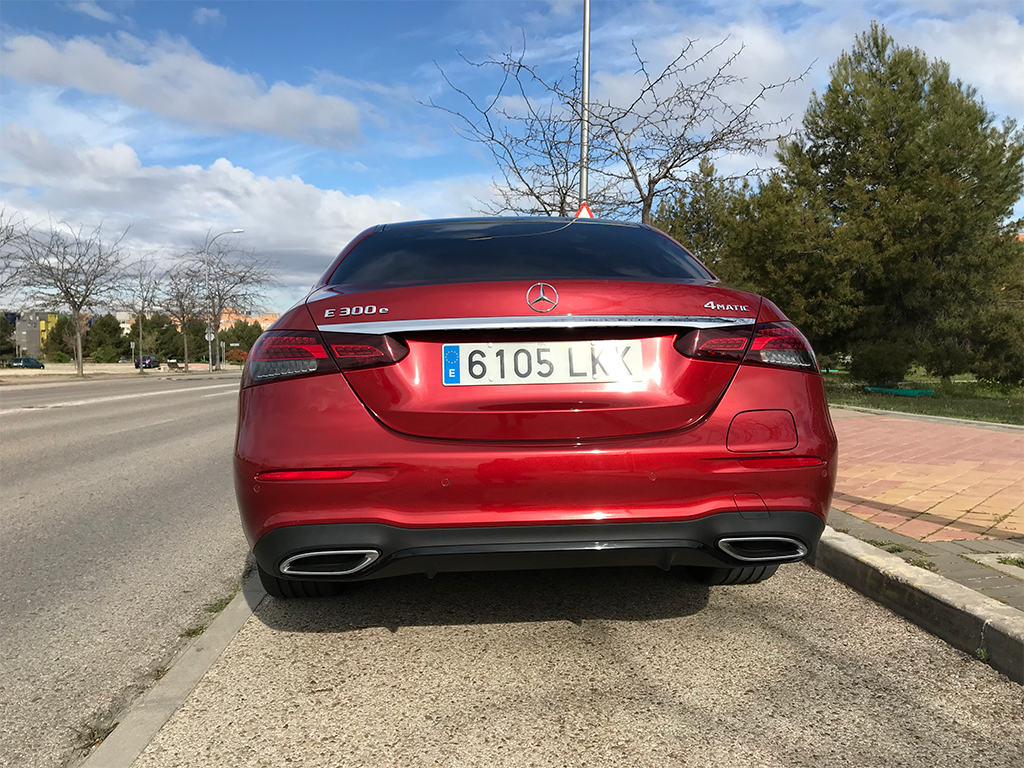 TestDrive - Mercedes Benz Clase E 300 e, berlina premium híbrida enchufable