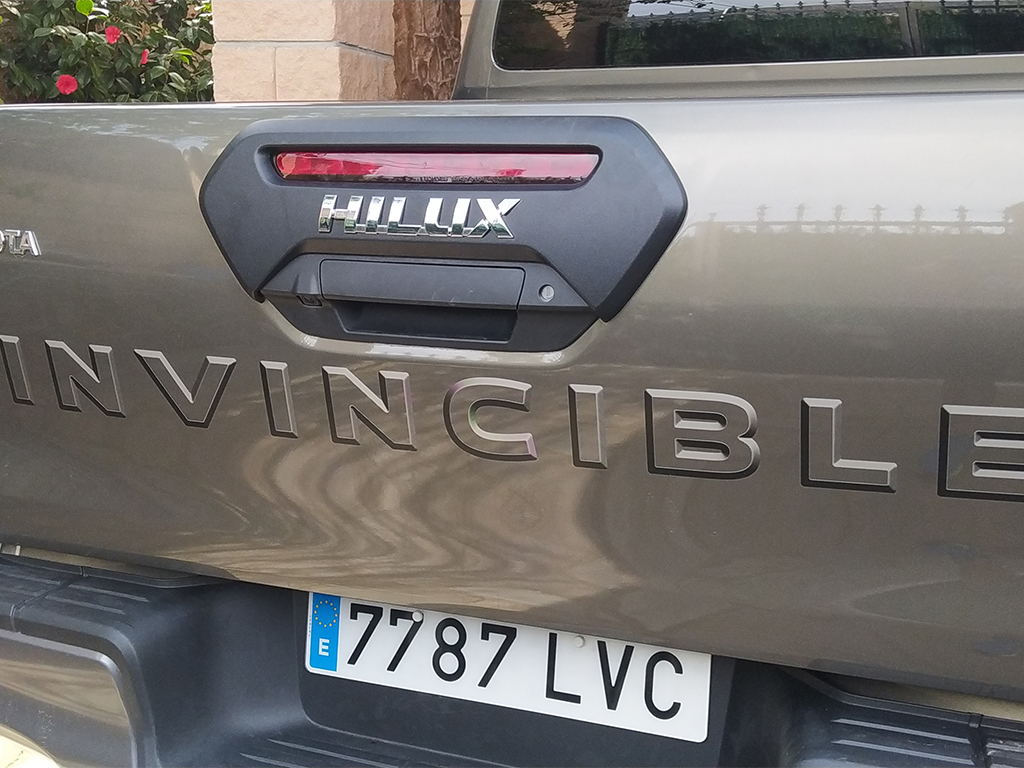 Prueba del Toyota Hilux Invincible