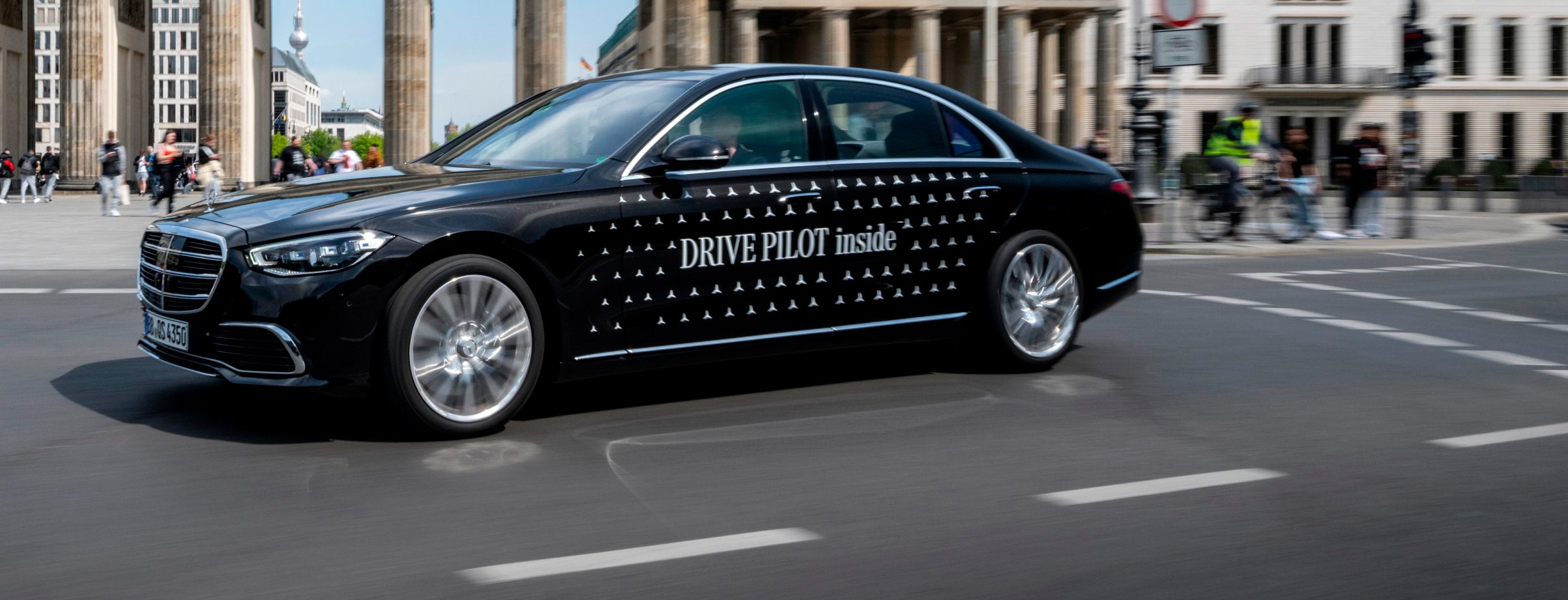 Mercedes-Benz anuncia el lanzamiento de DRIVE PILOT, su conducción autónoma