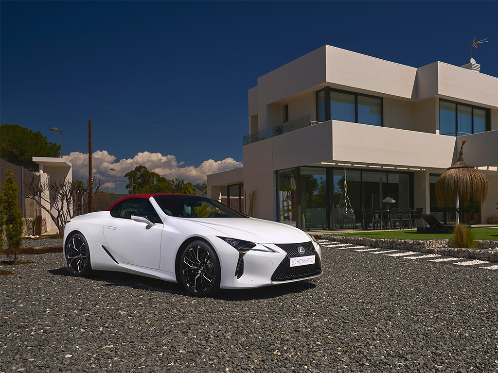 Lexus LC 500 Cabrio HOKKAIDO