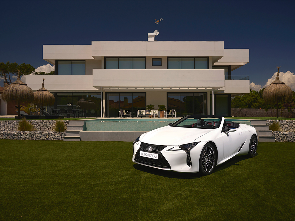 Lexus LC 500 Cabrio HOKKAIDO