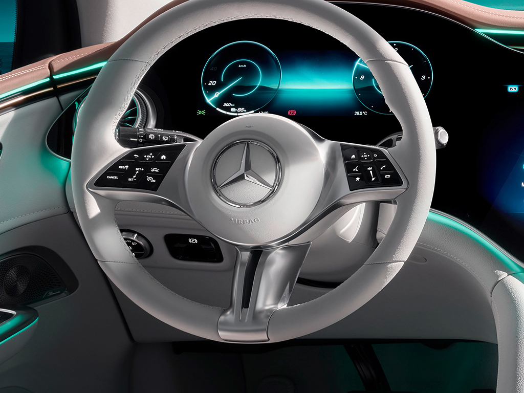 Mercedes-Benz EQE SUV marca tendencia