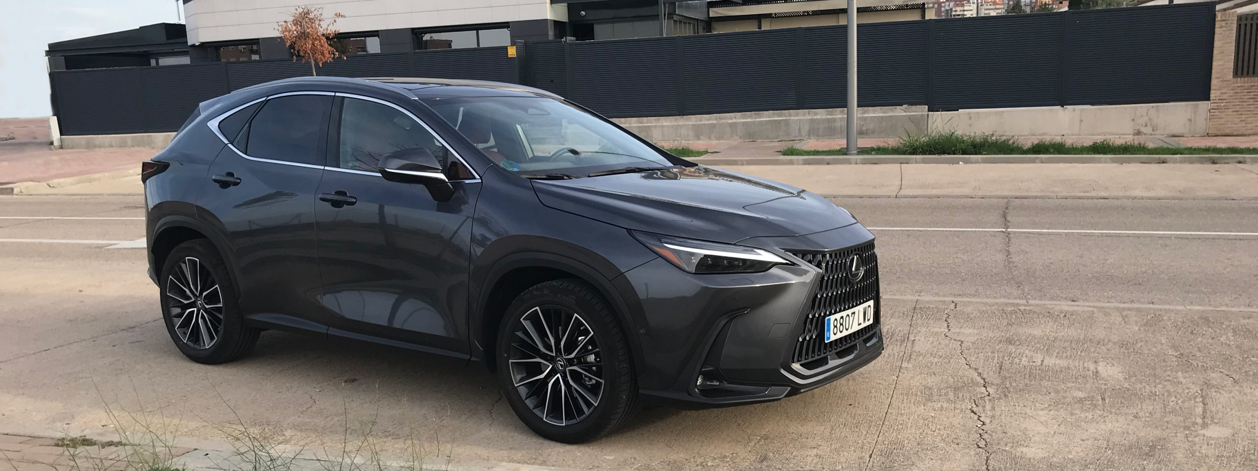 Prueba Lexus NX 350h referencia en el segmento