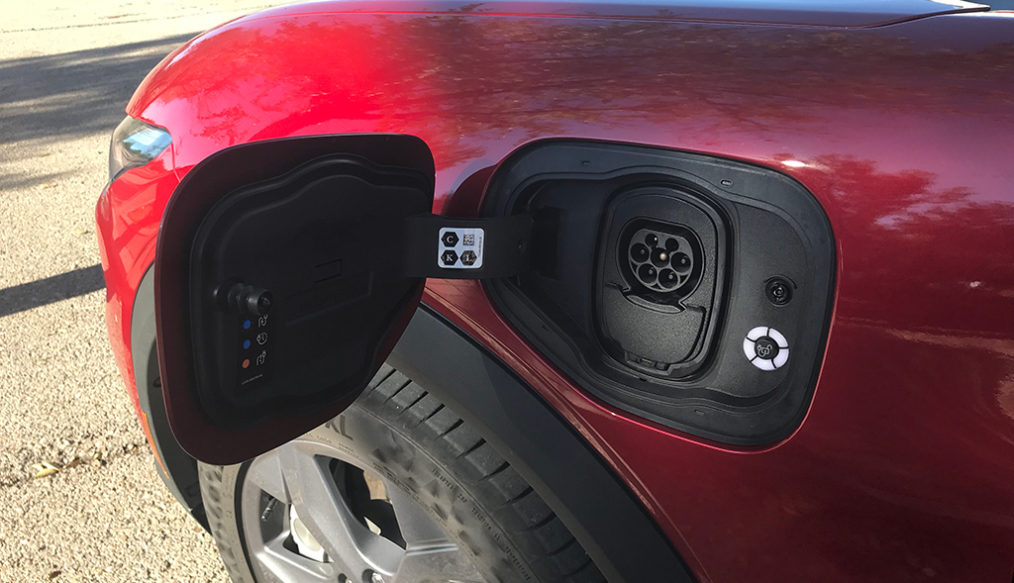 Las ventas de vehículos electrificados crece un 19% en 2022