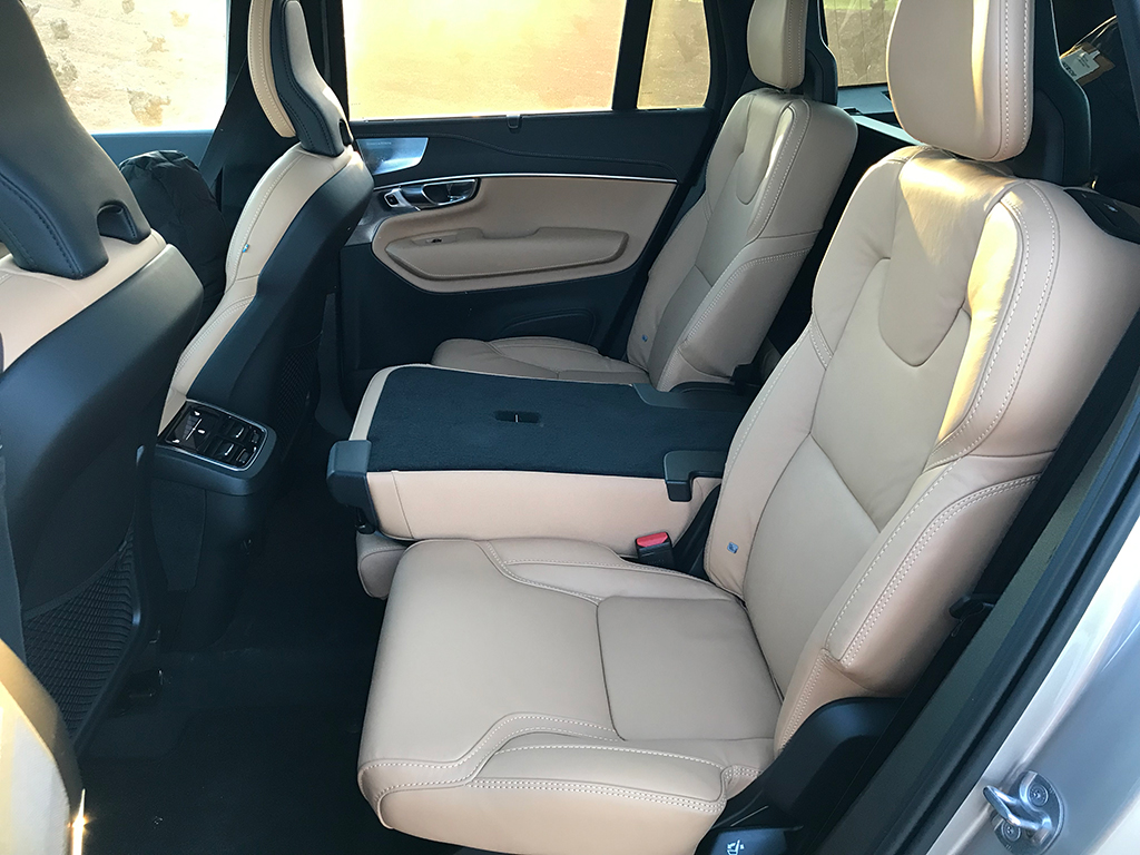 Prueba del Volvo XC90, confort, seguridad y ahora híbrido enchufable