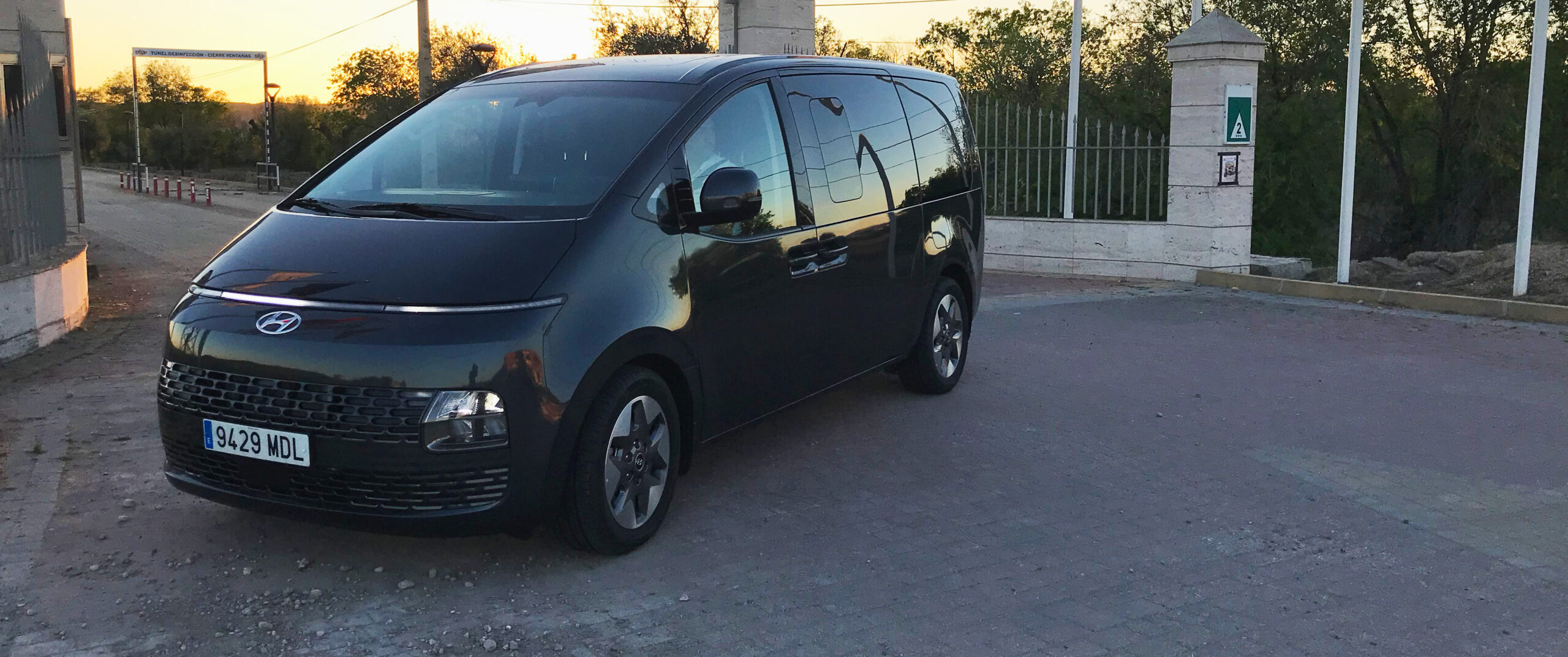 A prueba el Hyundai Staria futurista y único en su especie