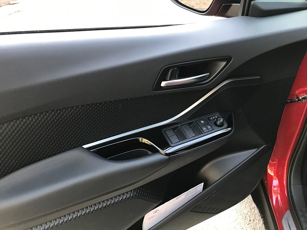 Probamos el Toyota C-HR la apuesta deportiva en formato SUV compacto