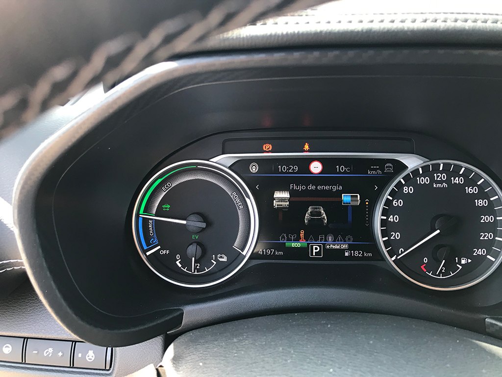 A prueba el Nissan Juke Hybrid la apuesta más logica