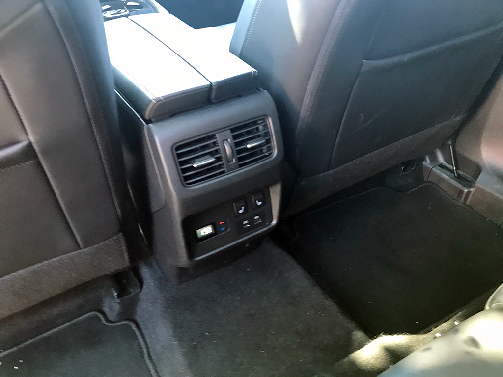 A prueba el Nuevo Nissan X-Trail el único SUV electrificado con hasta 7 plazas