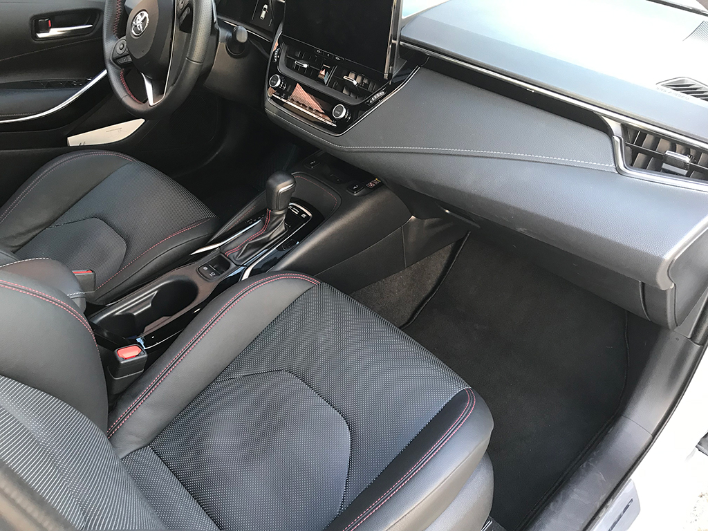 Toyota Corolla 200H a prueba, mejorado en muchos aspectos