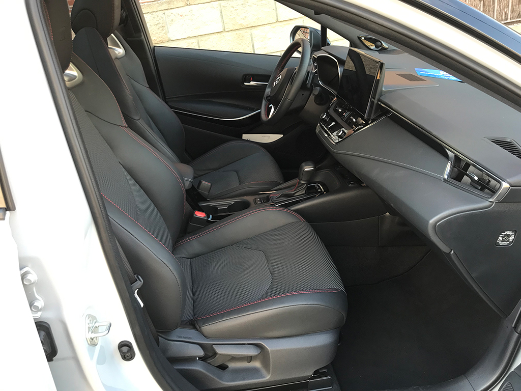 Toyota Corolla 200H a prueba, mejorado en muchos aspectos