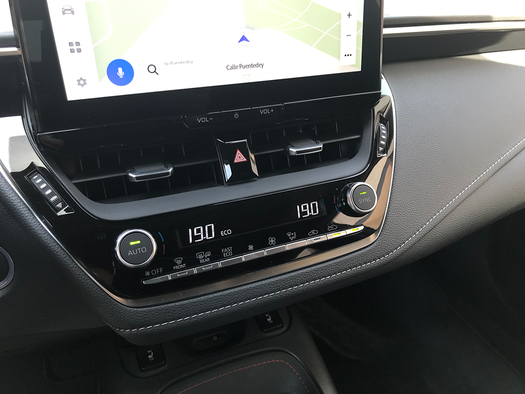 Toyota Corolla 200H a prueba, mejorado en muchos aspectos