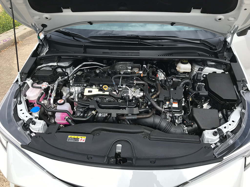 Toyota Corolla 200H a prueba, mejorado en muchos aspectos