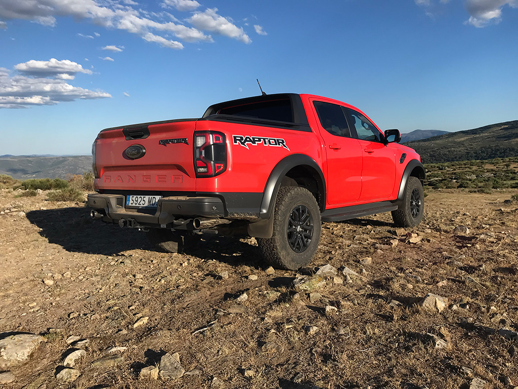Prueba Ford Ranger Raptor 2023, el pick up más extremo