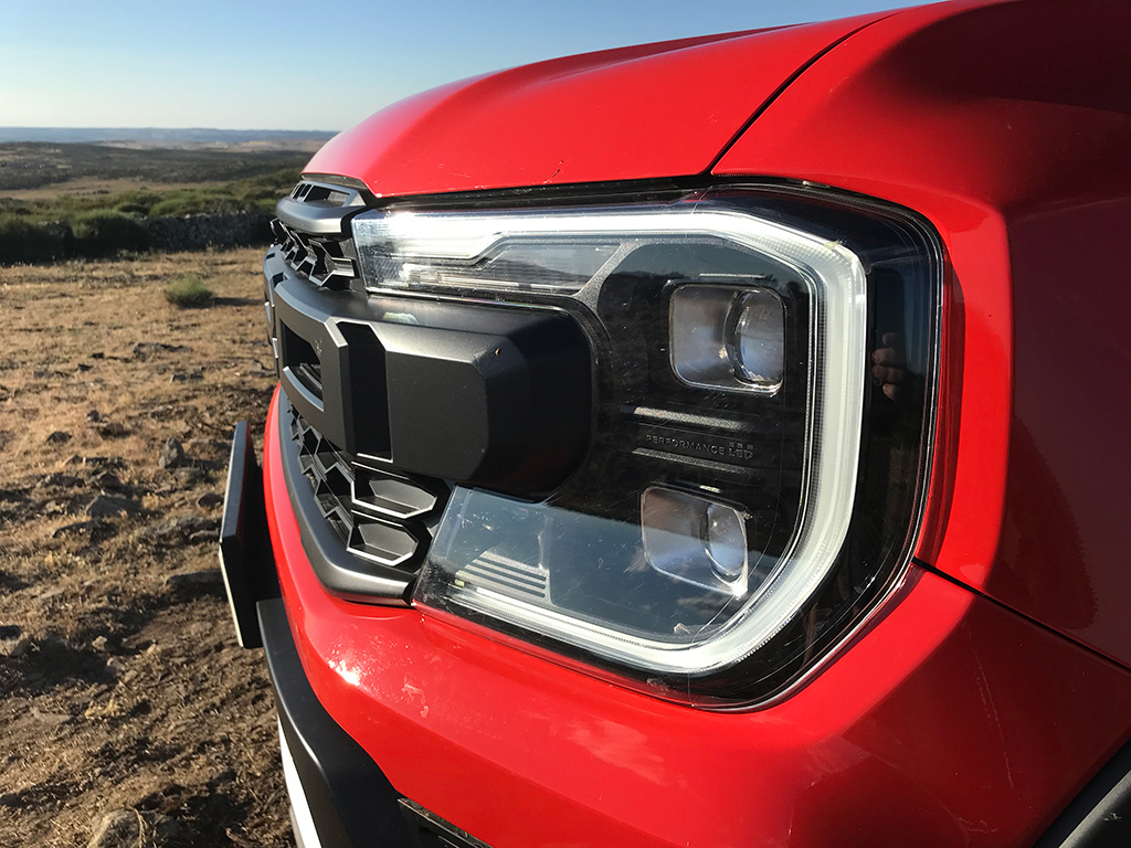 Prueba Ford Ranger Raptor 2023, el pick up más extremo