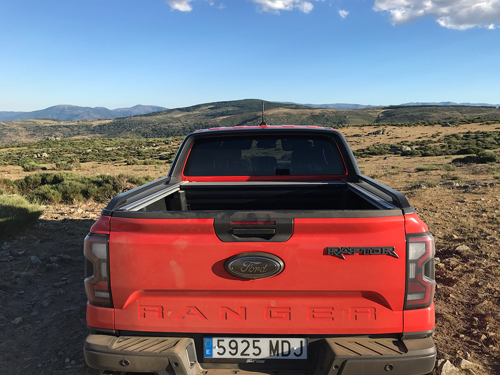 Prueba Ford Ranger Raptor 2023, el pick up más extremo