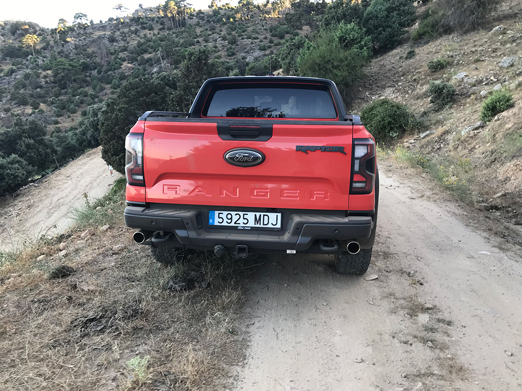 Prueba Ford Ranger Raptor 2023, el pick up más extremo