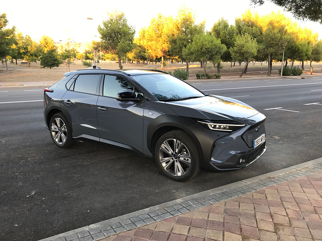 A prueba el Subaru Solterra el primer eléctrico 100% de Subaru