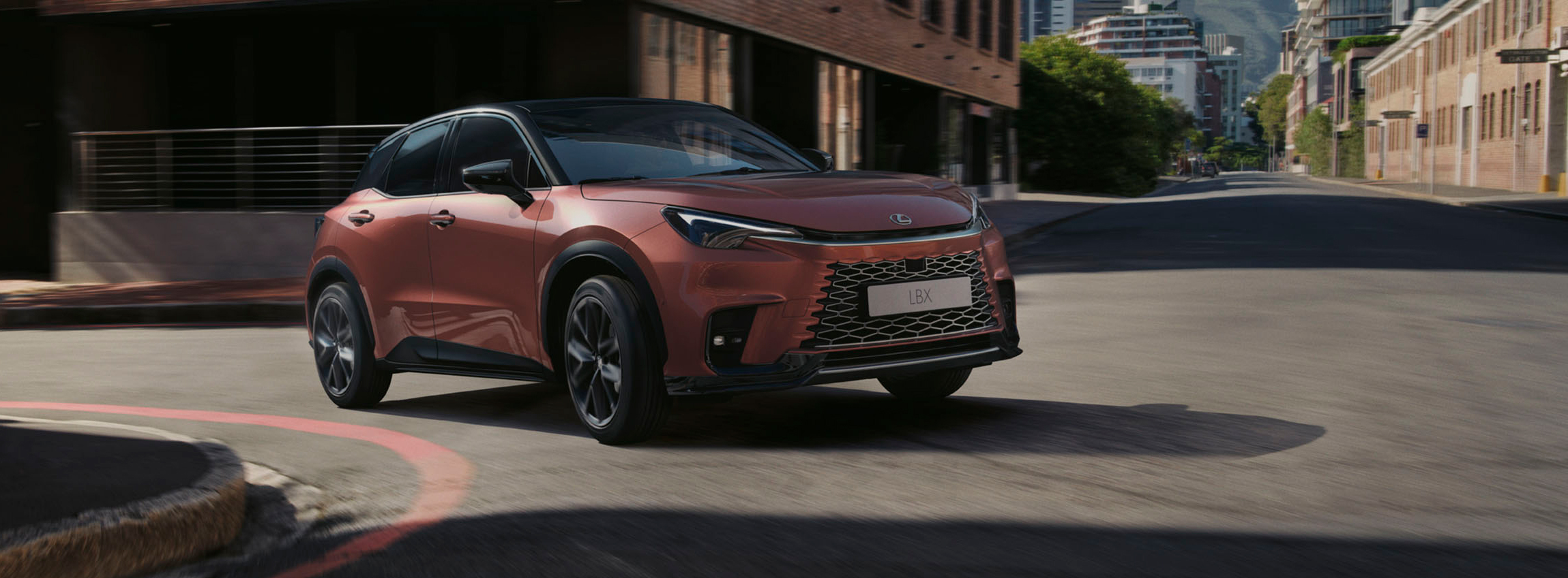 El Lexus LBX ya tiene precios