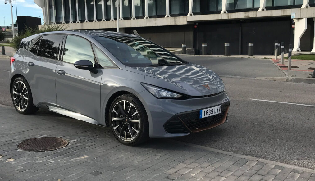 Prueba del CUPRA Born e-Boost 77kWh el compacto más deportivo, 100% eléctrico