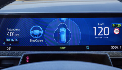 Ford primer fabricante en España en introducir la conducción sin manos con vista en la carretera de autopistas y autovías