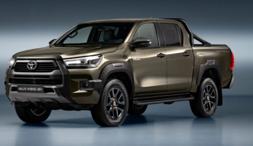 Nuevo Toyota Hilux Hybrid INVINCIBLE