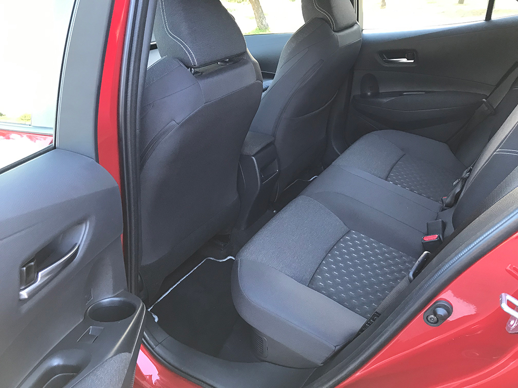 A prueba el Nuevo Toyota Corolla 140H la mejor elección
