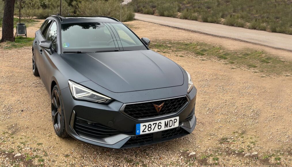 Prueba CUPRA León eTSi 1.5 150 SportsTourer con personalidad, atrevido y muy dinámico